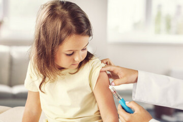 Očkovat nebo neočkovat malé děti?